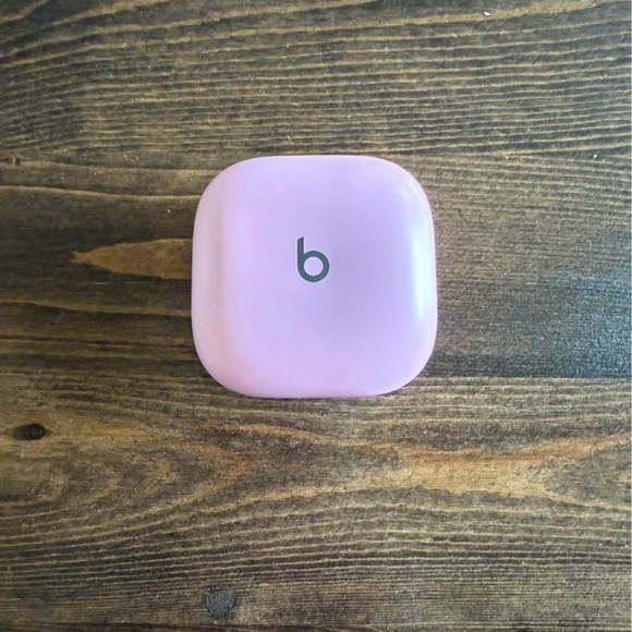 Beats by Dre Earbud Headphones - Pink - Picture 1 of 3